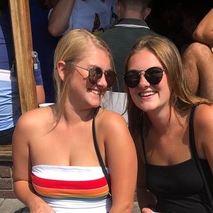 Meet your Posher, Molly